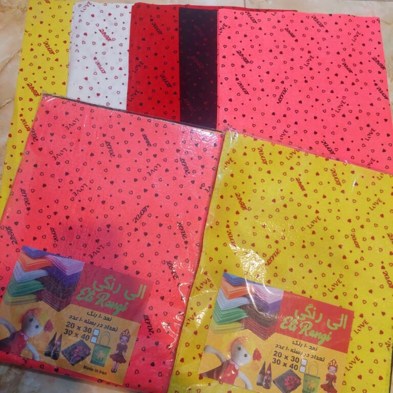 نمد طرح قلب و لاو سایز A3