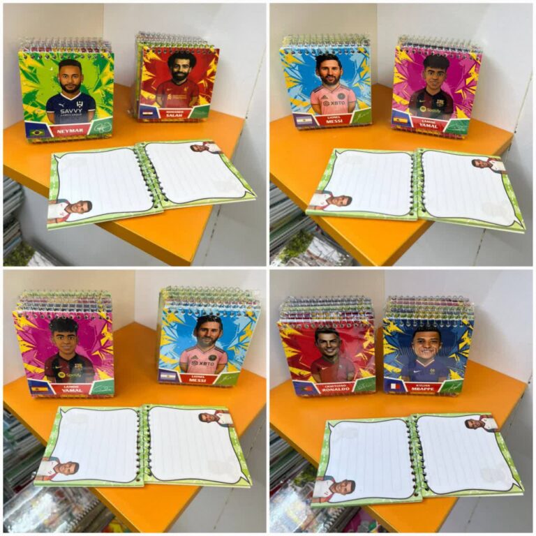 دفترچه فوتبالی سایز 10*10 کریم