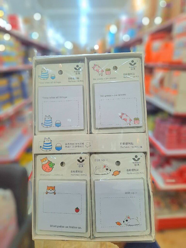 پستیت طرحدار گربه